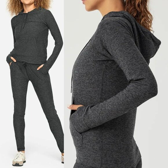 Outdoor Voices Women's Cloudknit All Day Hoodie Sweatshirt M Charcoal Gray SOFT - Picture 3 of 15